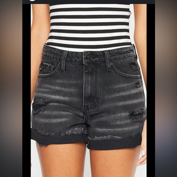 KanCan Pants - NWT Kancan Haya High Rise Shorts 7/27